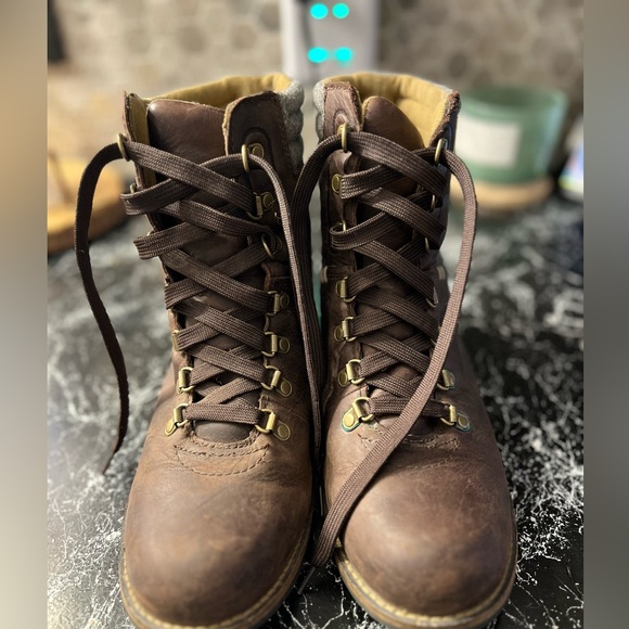 Kodiak Shoes - Kodiak Tan Waterproof Boots